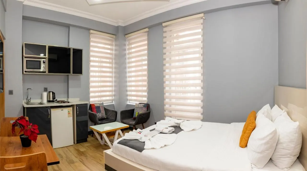 איסטמבול Taxim Trend Suites 3*,