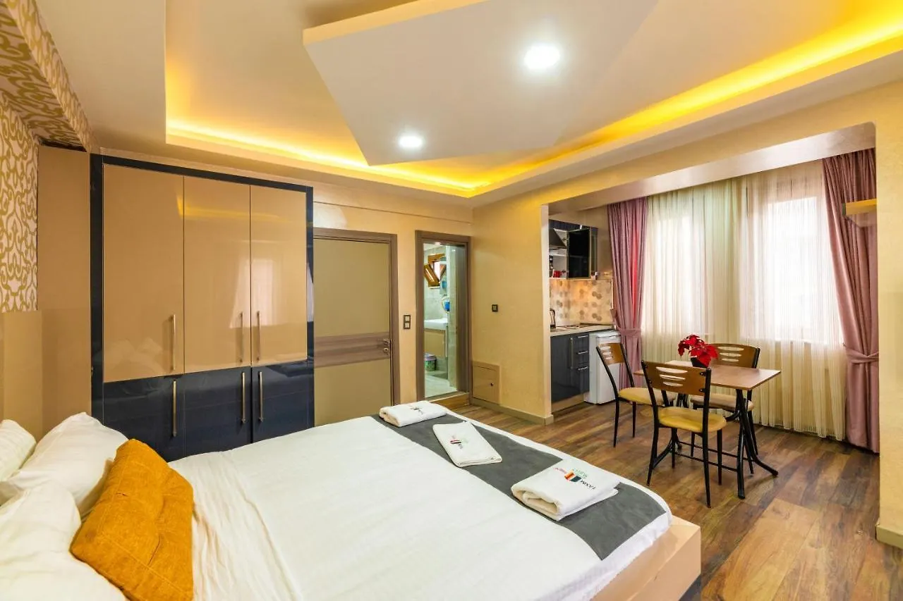 Taxim Trend Suites Istanbul 3*,